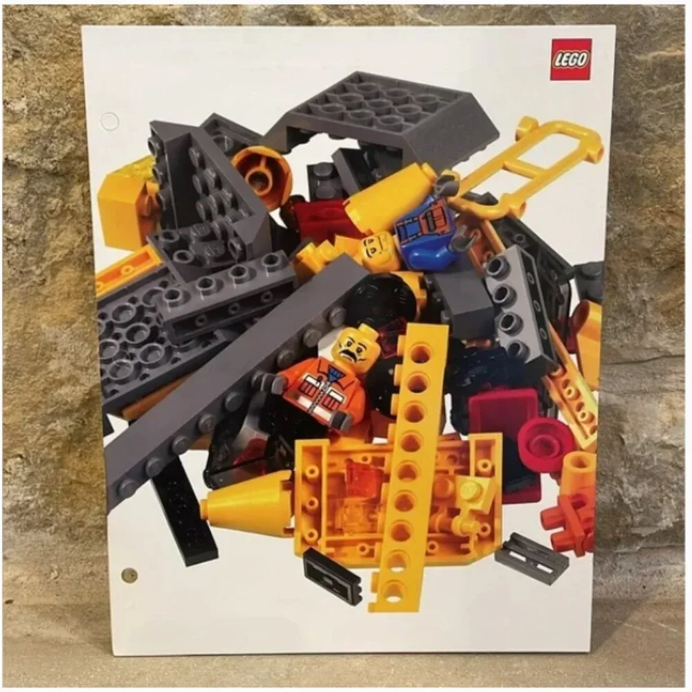 2 NEW Lego Pocket Folders mini figures bricks construction toy